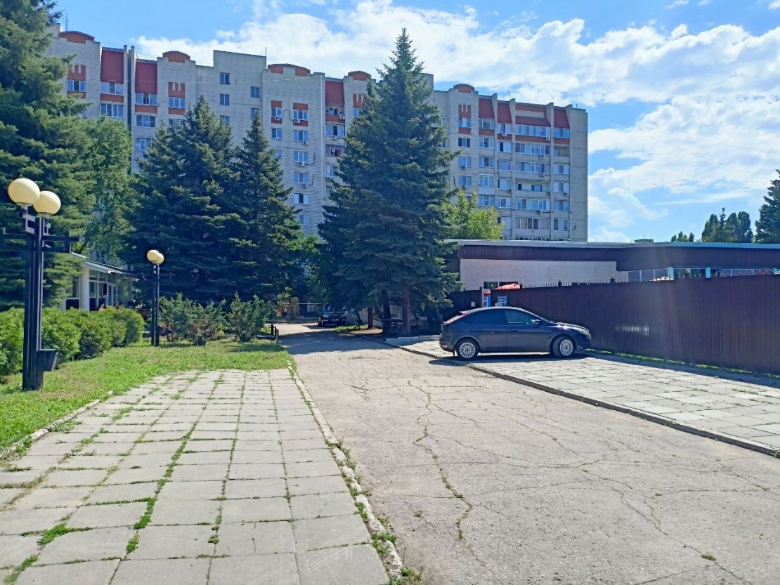 Парковка для посетителей гостиничного комплекса Мечта
